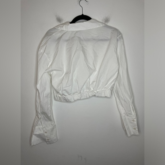 FUTURE COLLECTIVE White Long Sleeve Collared Blouse Size Medium - Picture 7 of 7
